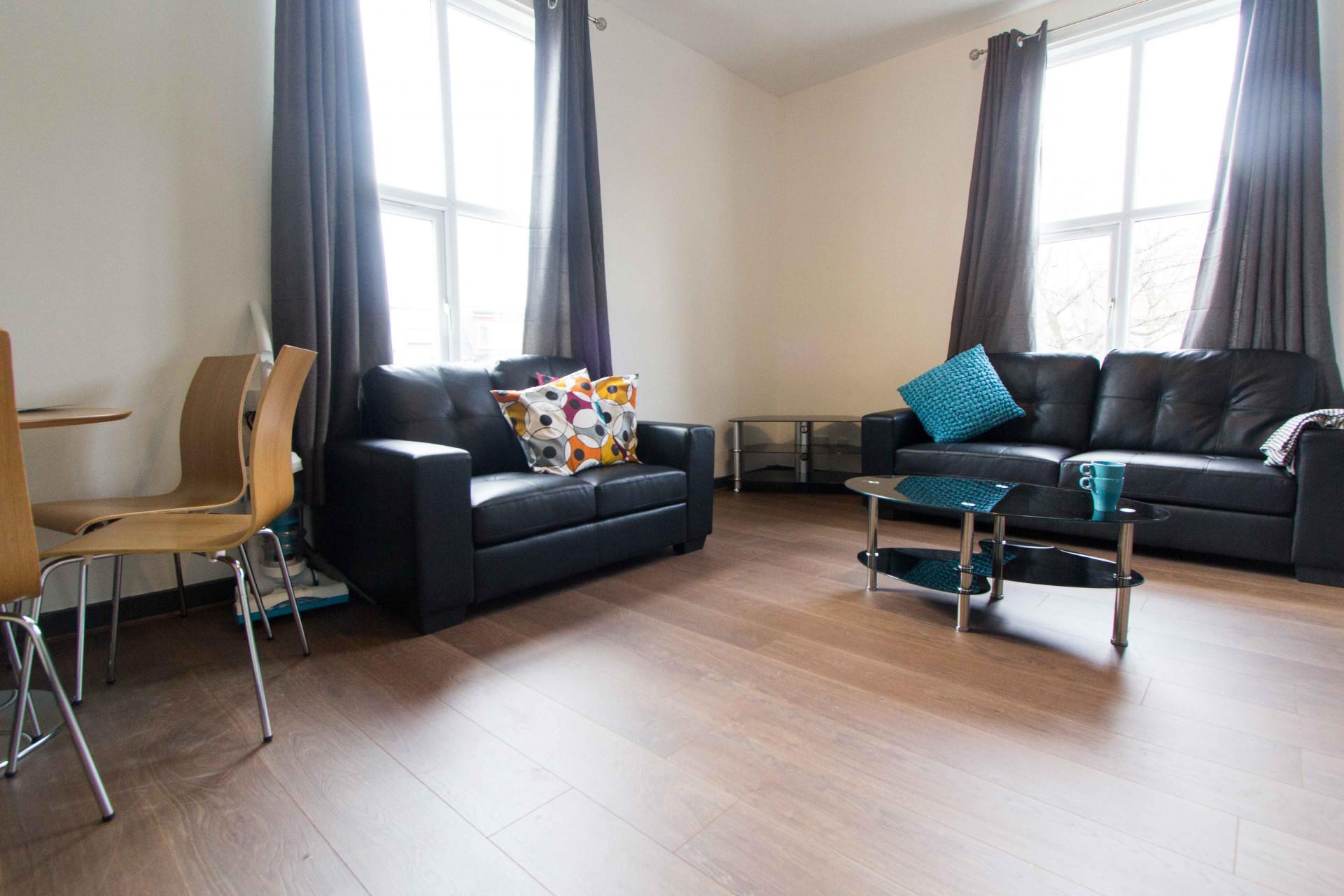 15 FLAT 3 Hyde Park Terrace
