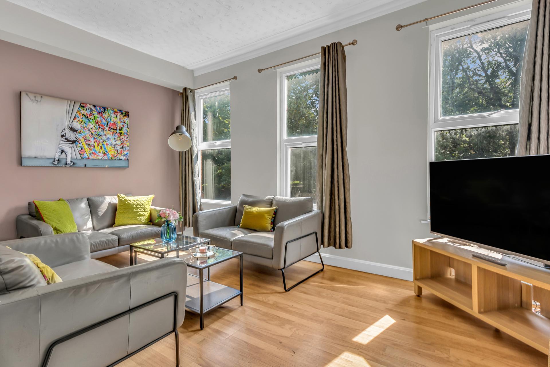 167 Flat 3 Hyde Park Road
