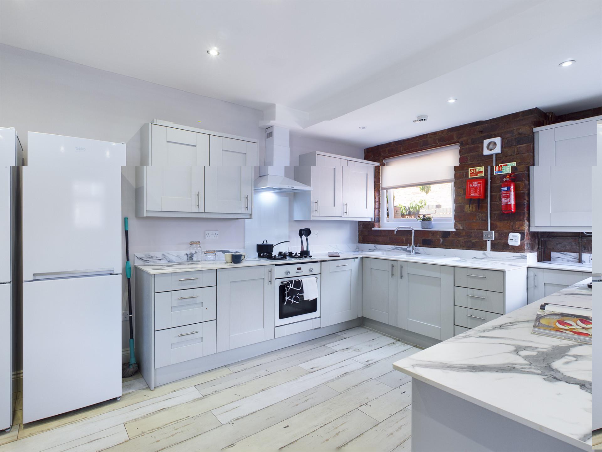 21  Lawrence Road