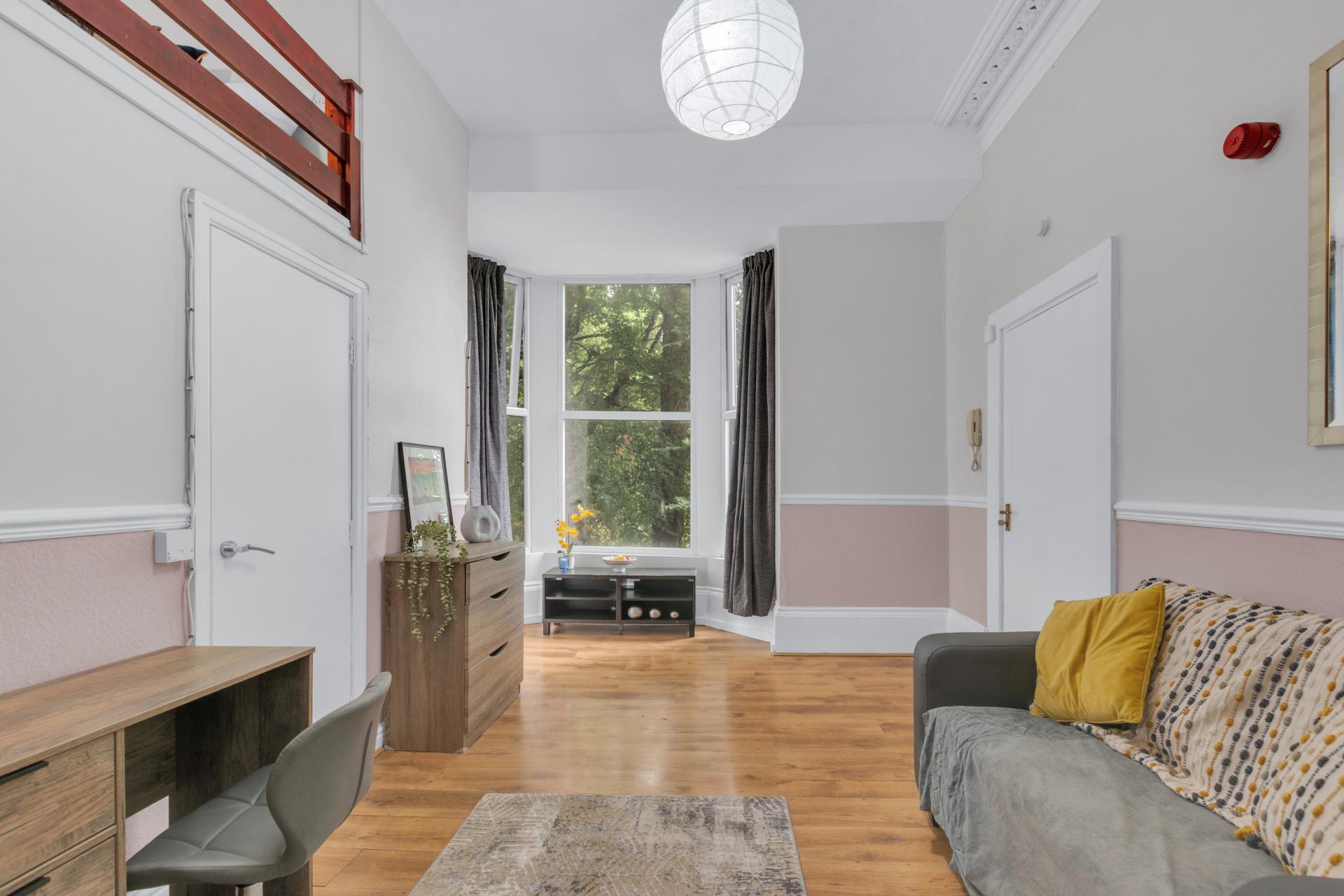 248 Flat 1 Vinery Road