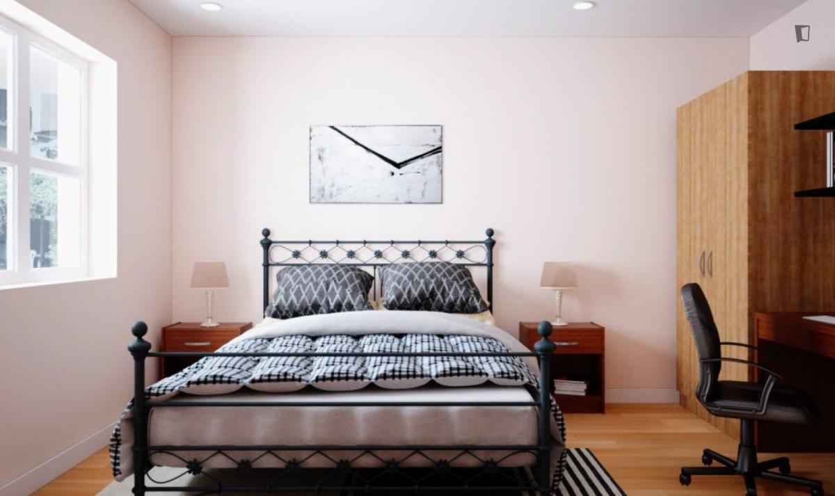 Appealing double bedroom in Chorlton-on-Medlock