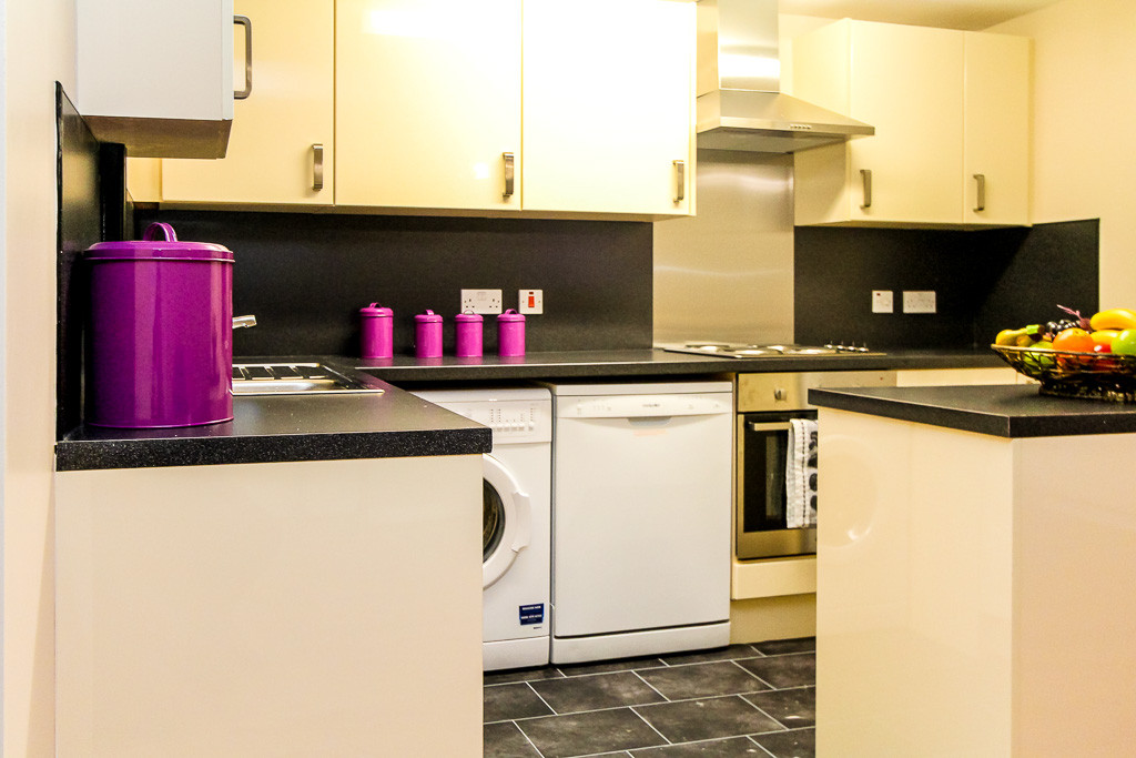 Flat 1, 11  ASH GROVE