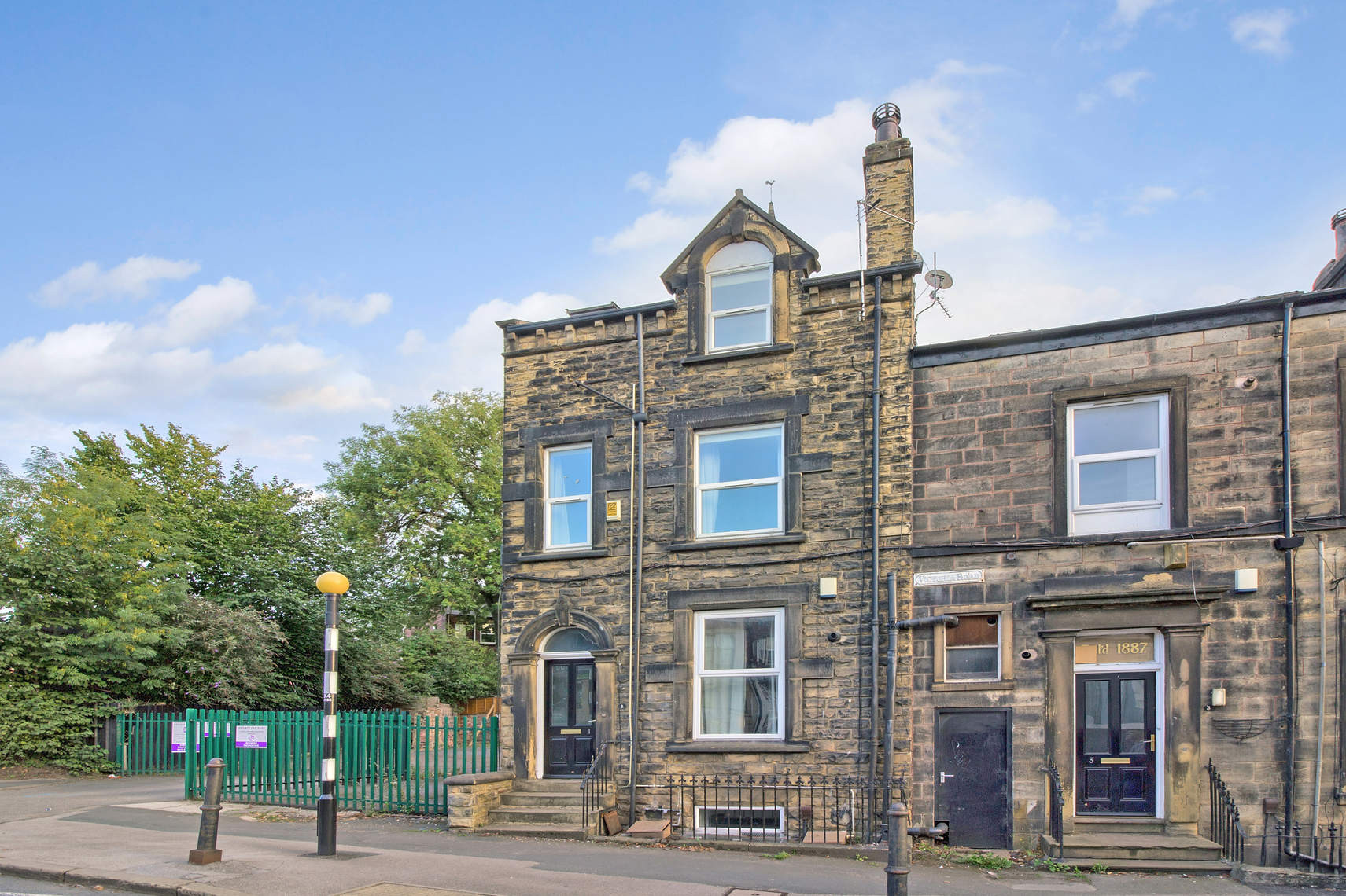Flat 1, 1  VICTORIA ROAD