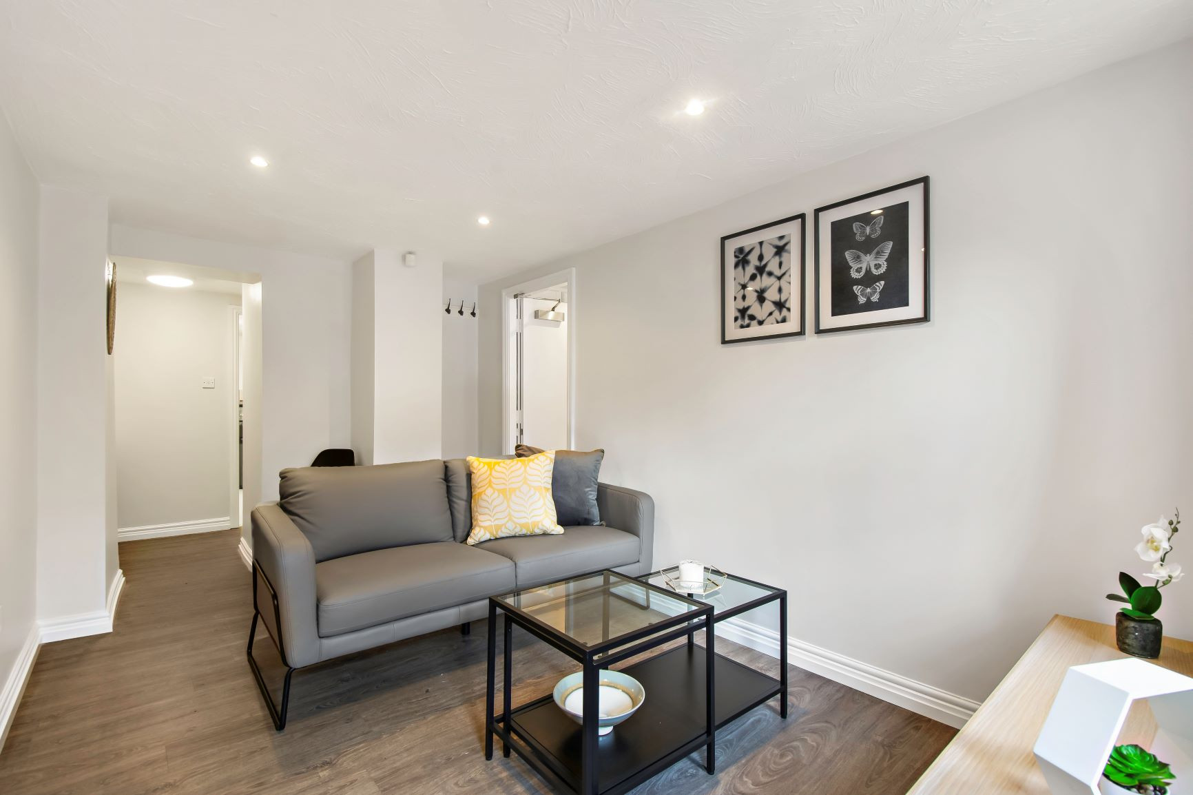 Flat 1, 223  HYDE PARK ROAD