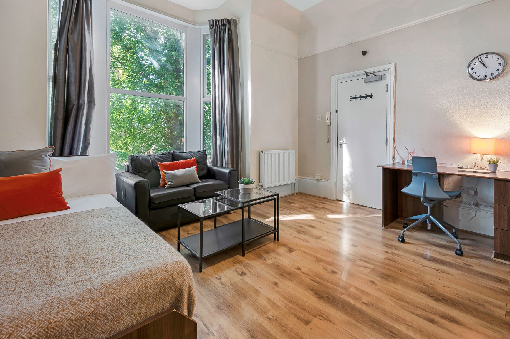 Flat 1, 246 VINERY ROAD