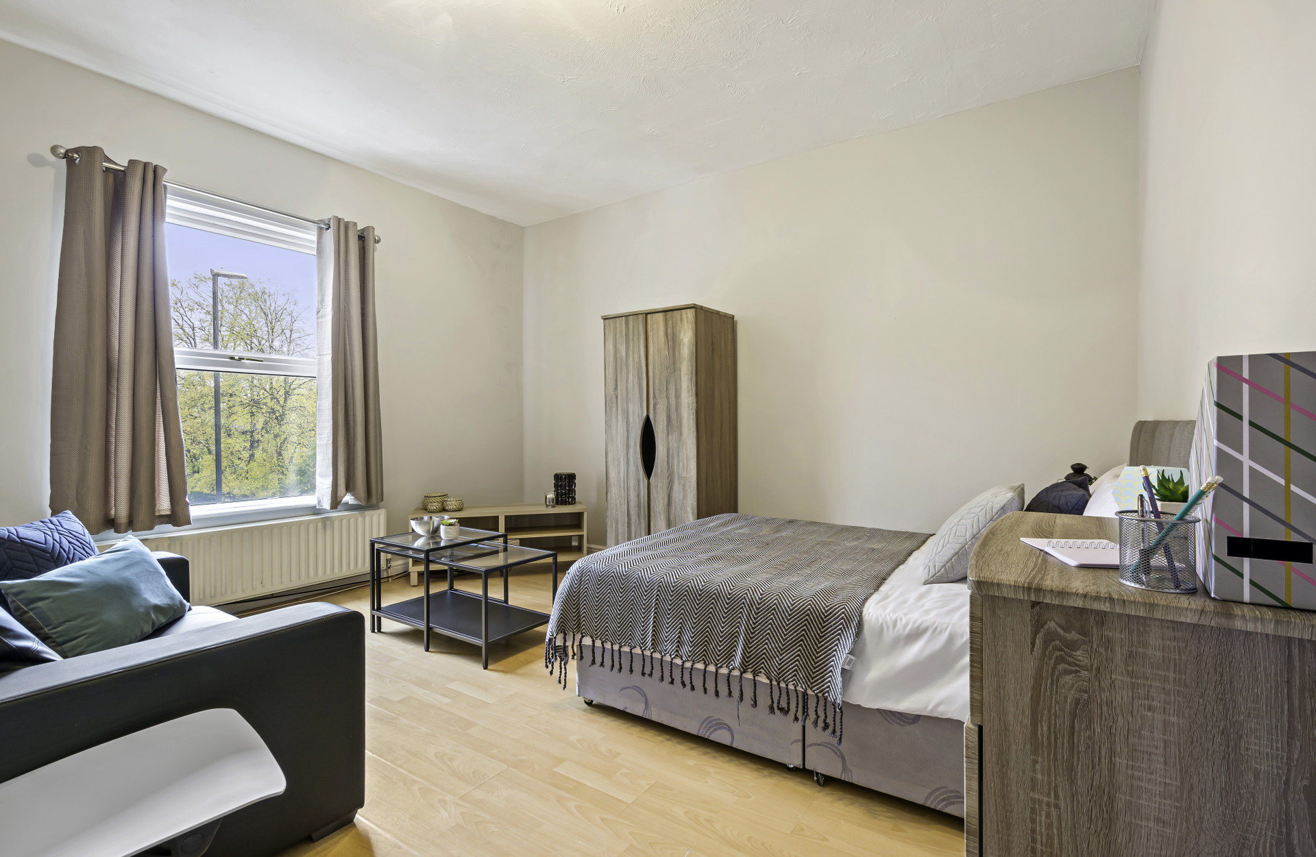 Flat 5, 2 MOOR VIEW