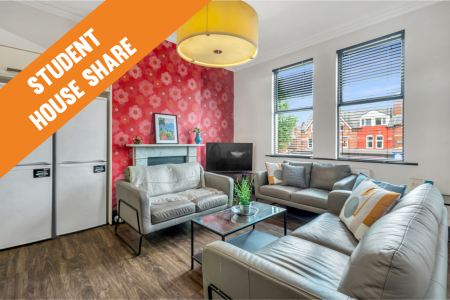 Flat 5, 63  Brudenell Road
