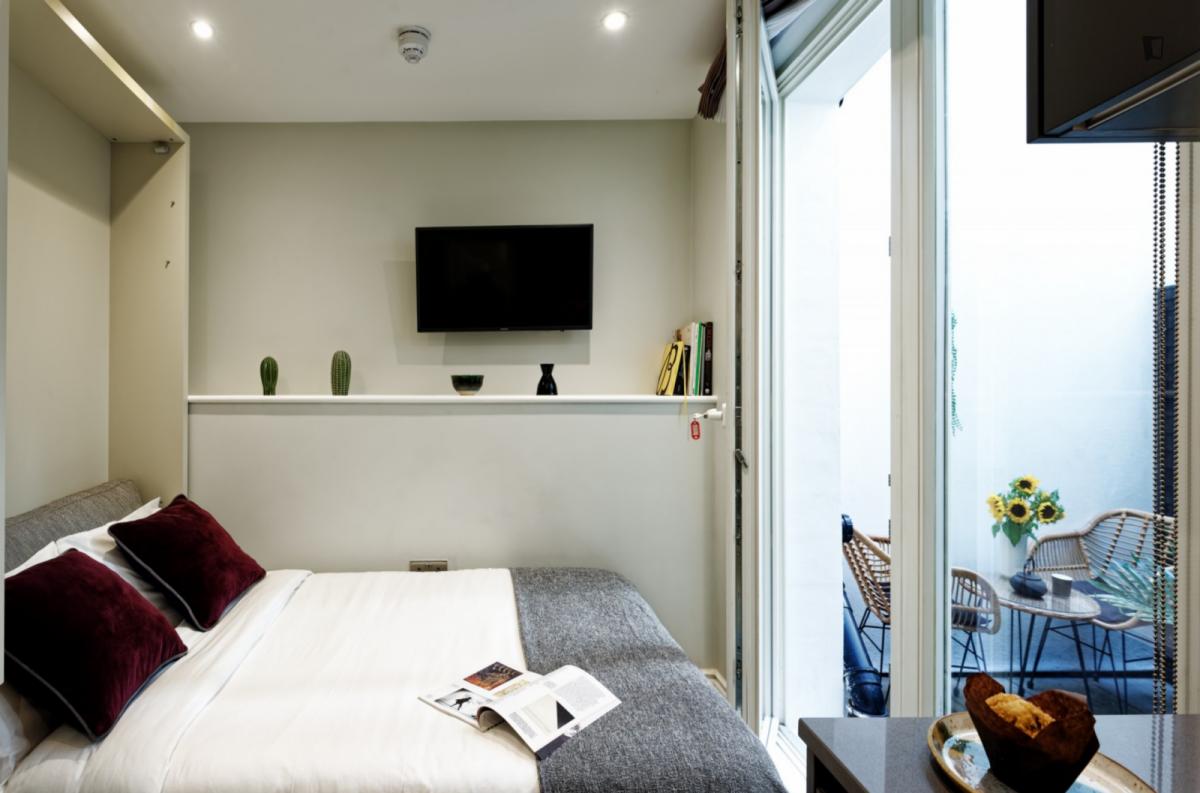 Smart studio with terrace near The Regent's Park