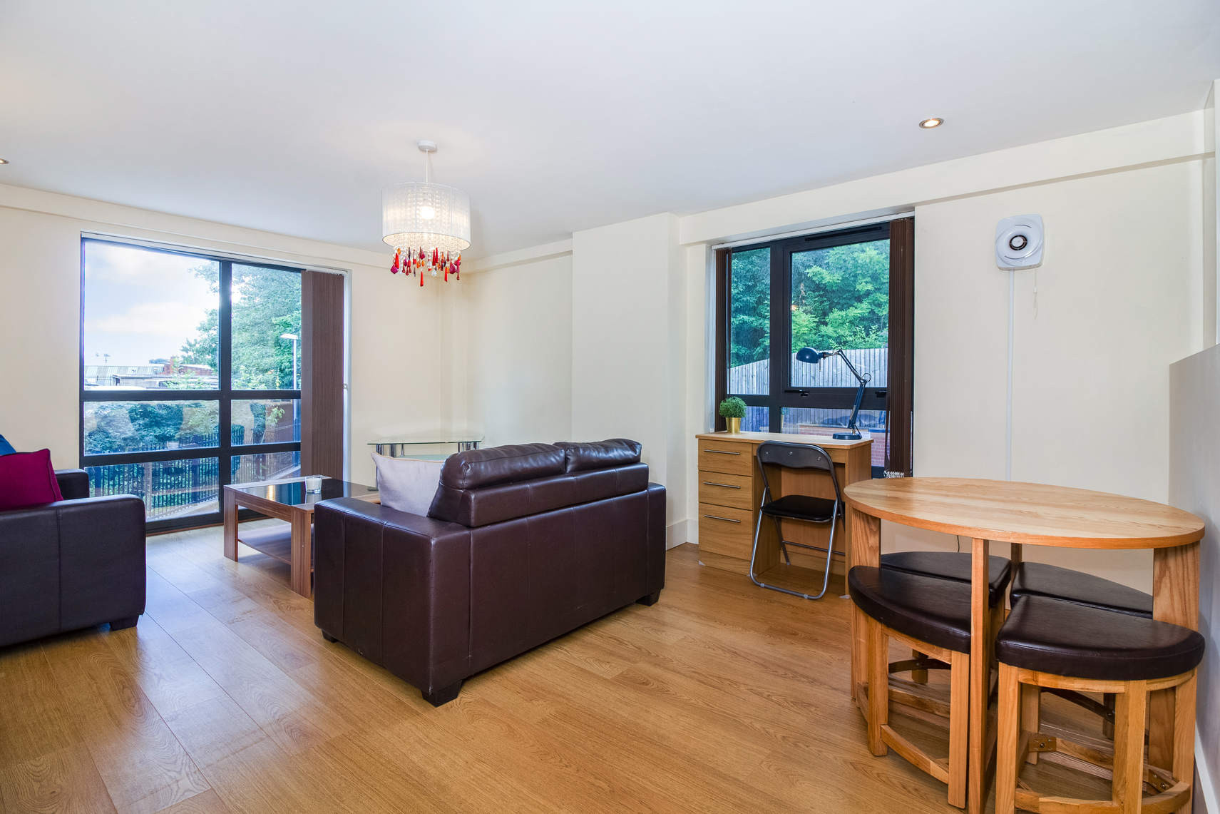 The Embankment Apartment 15 Cardigan Road