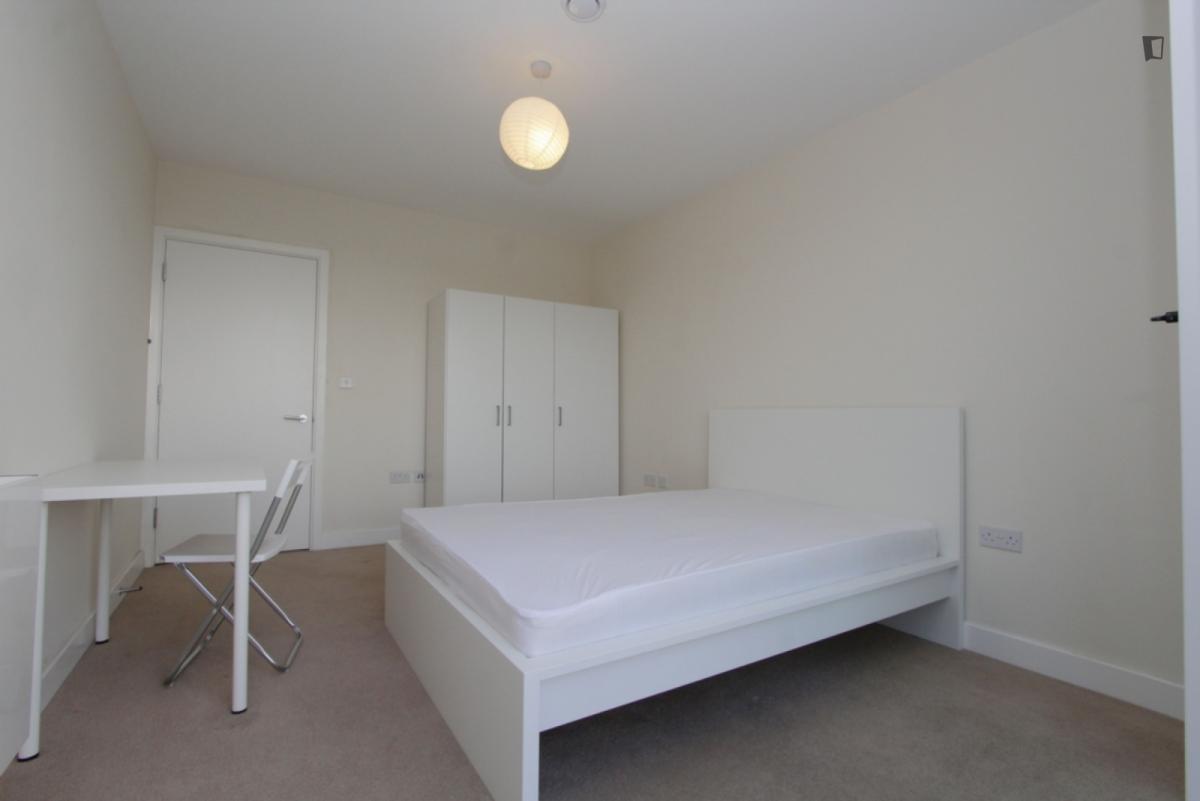 Bedroom (Room 3) image