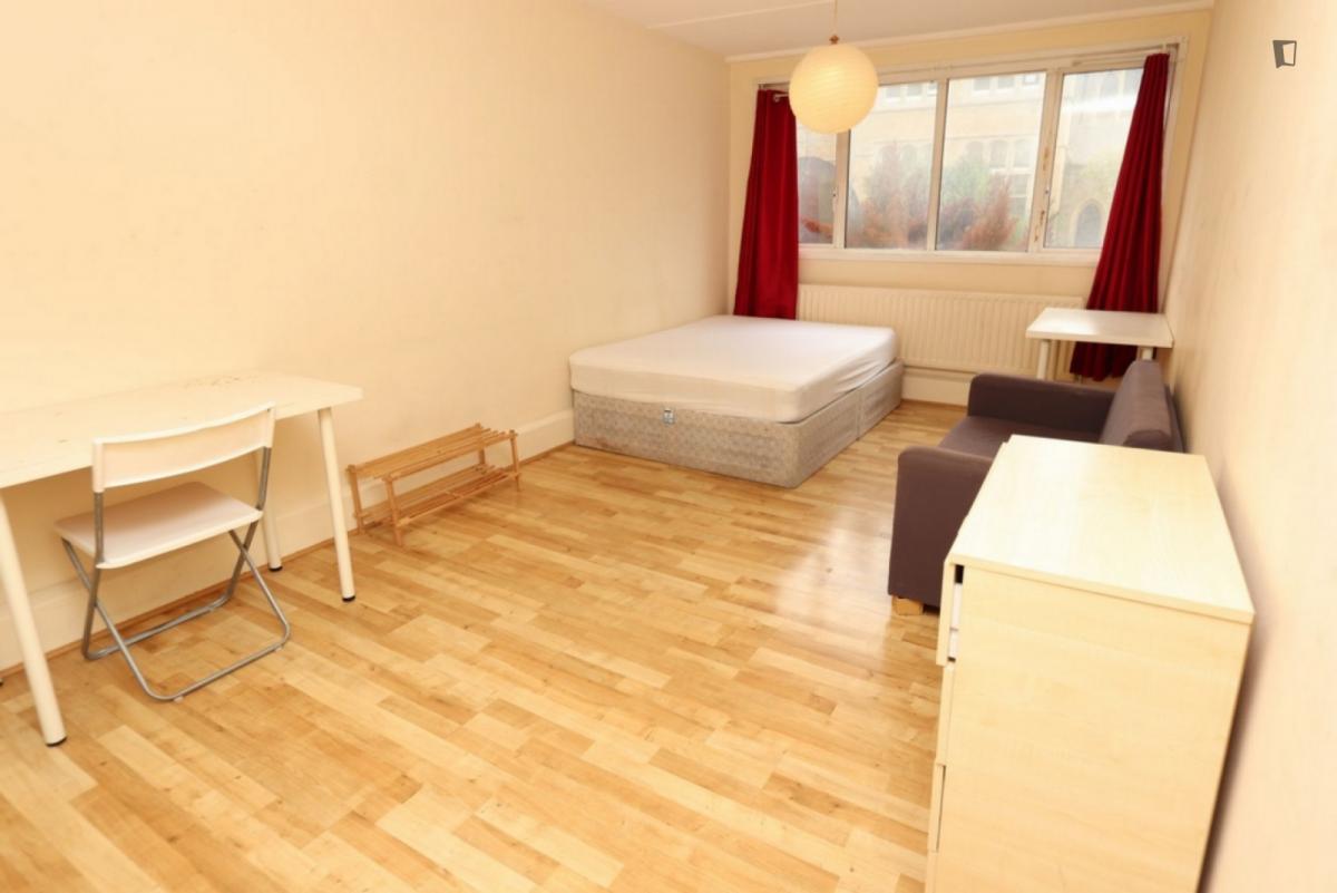 Double Bedroom 1 image