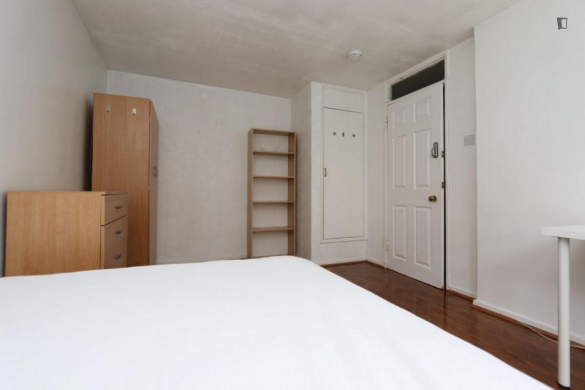 Double Bedroom (Room 1) image