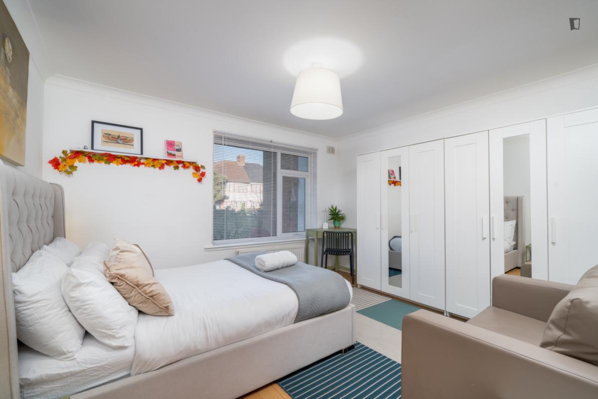 Double Bedroom (Room 1) image