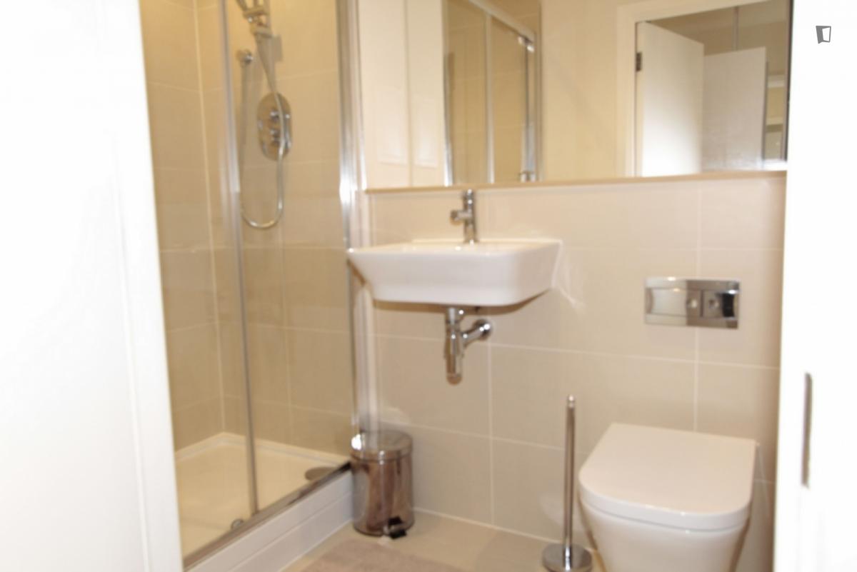 Double Ensuite Bedroom (Room 1) image