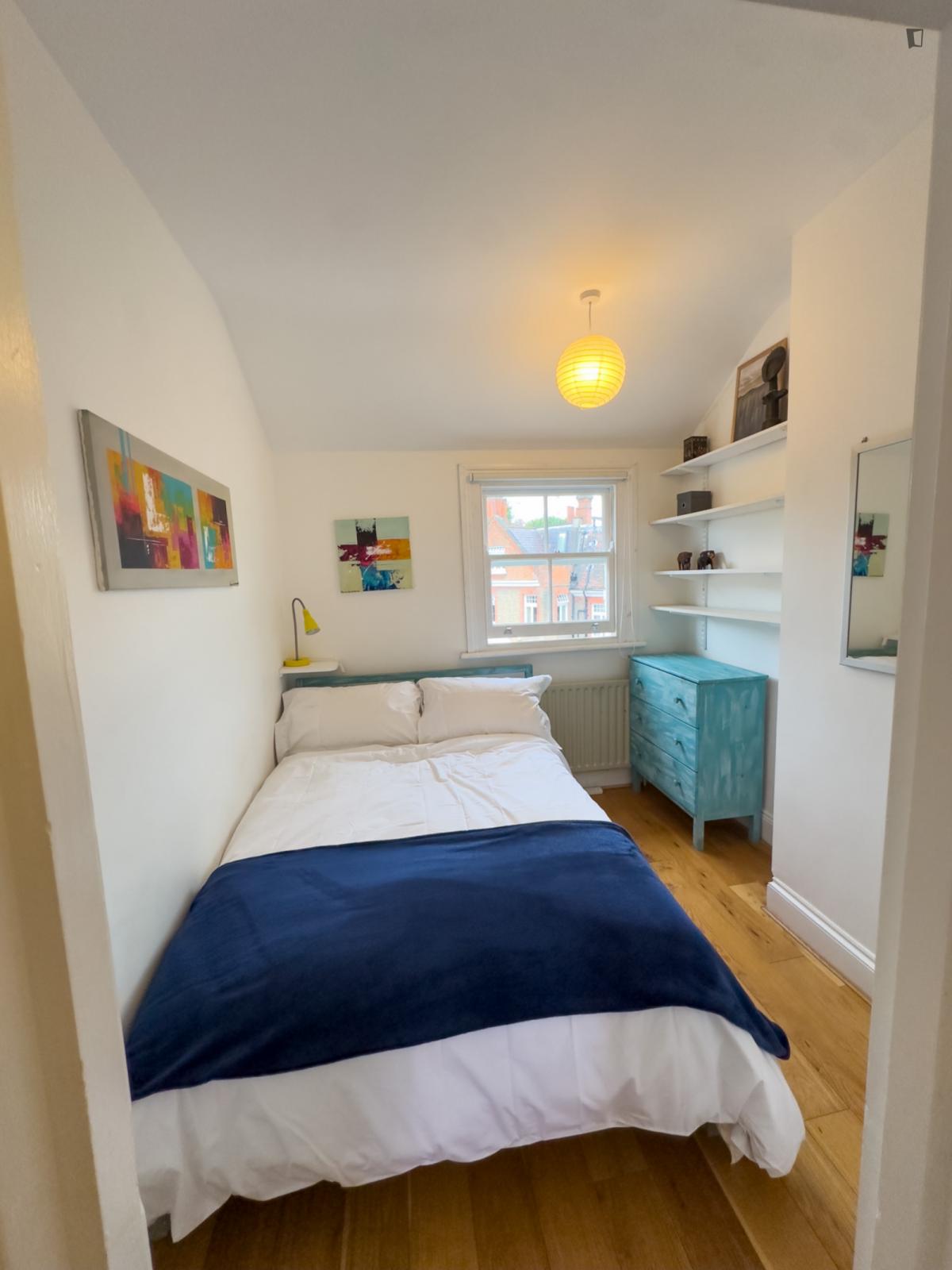 Double bedroom 2 image