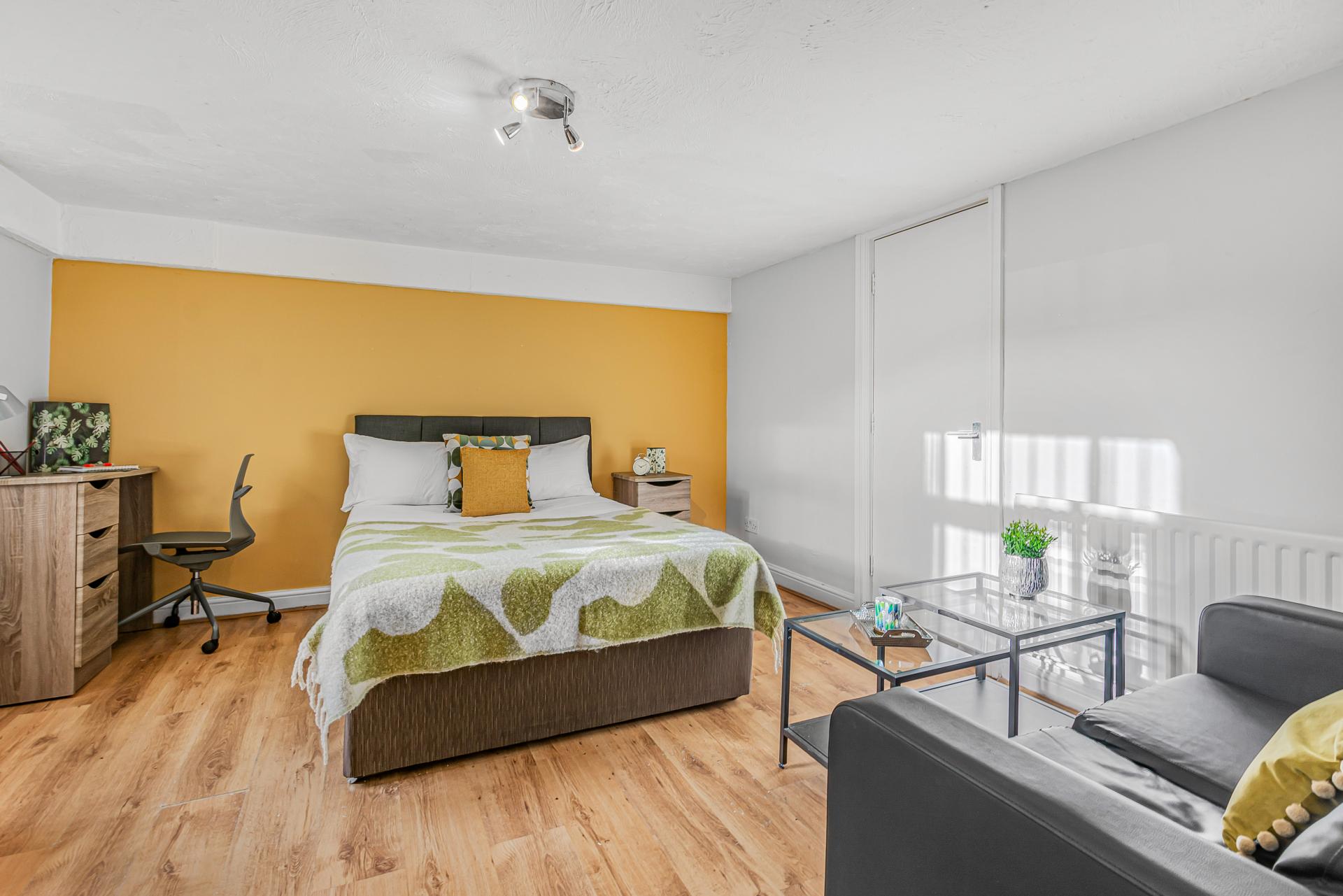 Flat 1, 63 image