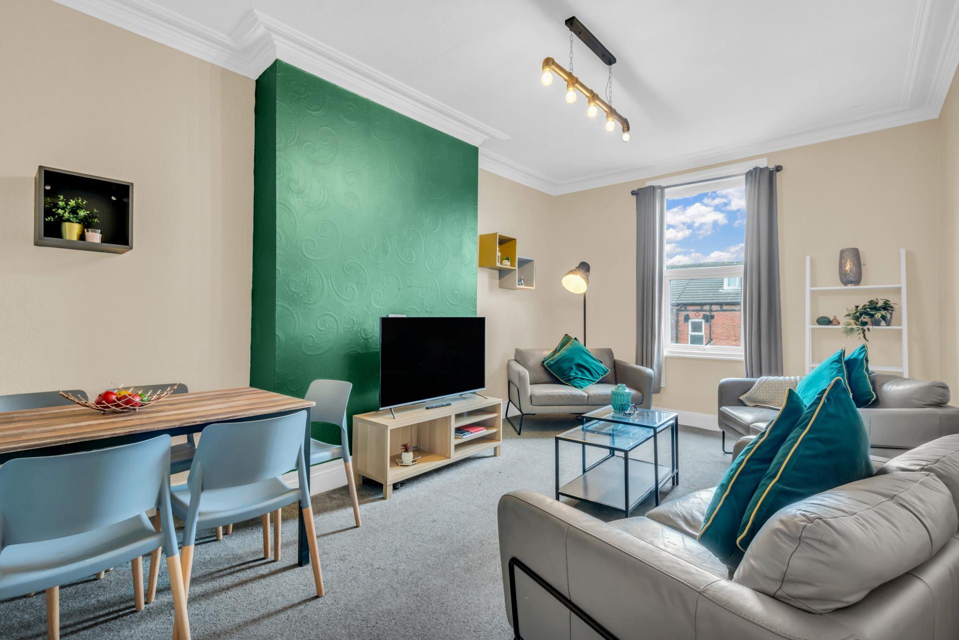 Flat 2, 205 image