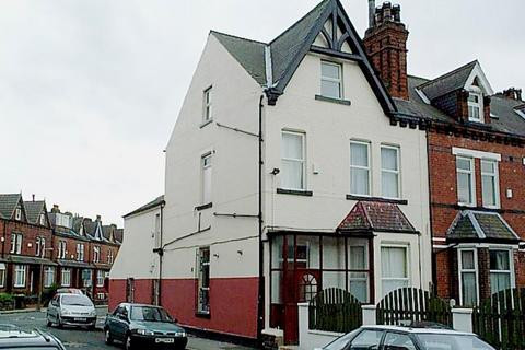 Flat 2, 63 image