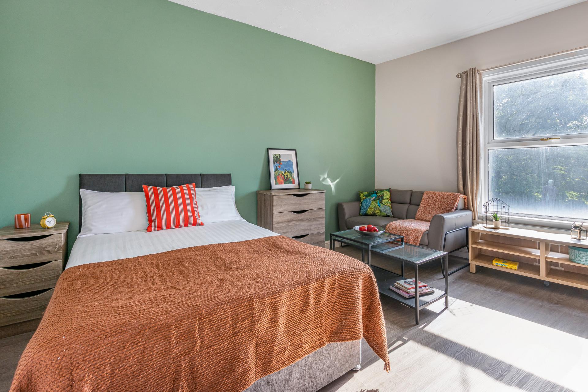 Flat 3, 3 image