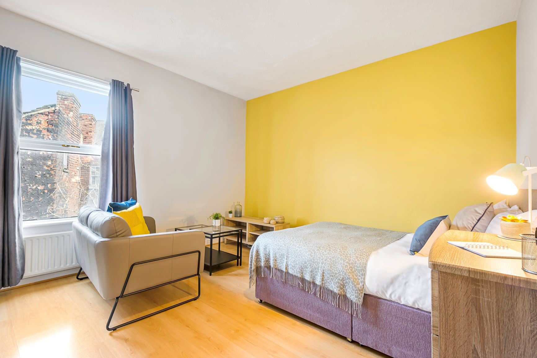 Flat 4, 3 image