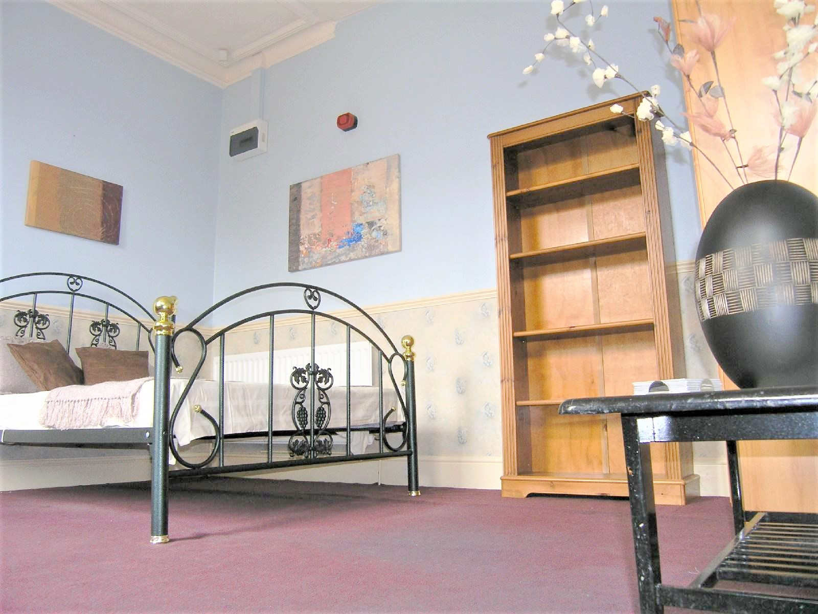 Flat 5, 223 image