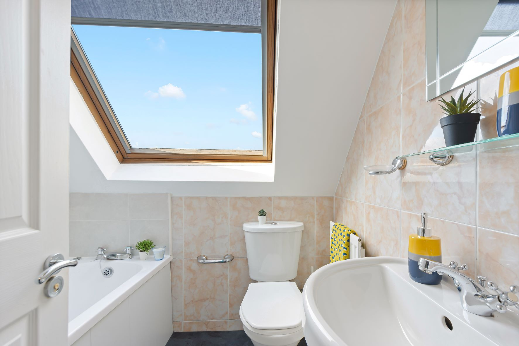 Flat 6, V2 image