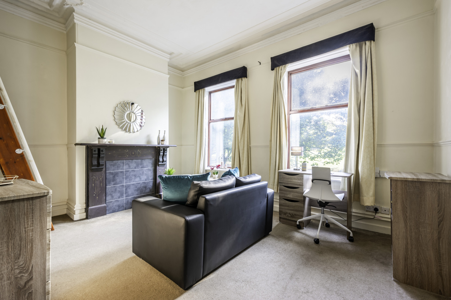 Flat 8, 223 image