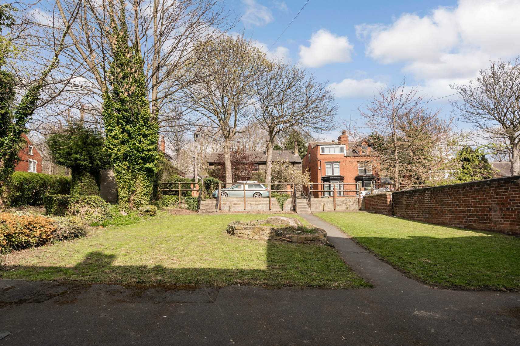 GARDEN FLAT, 246 image