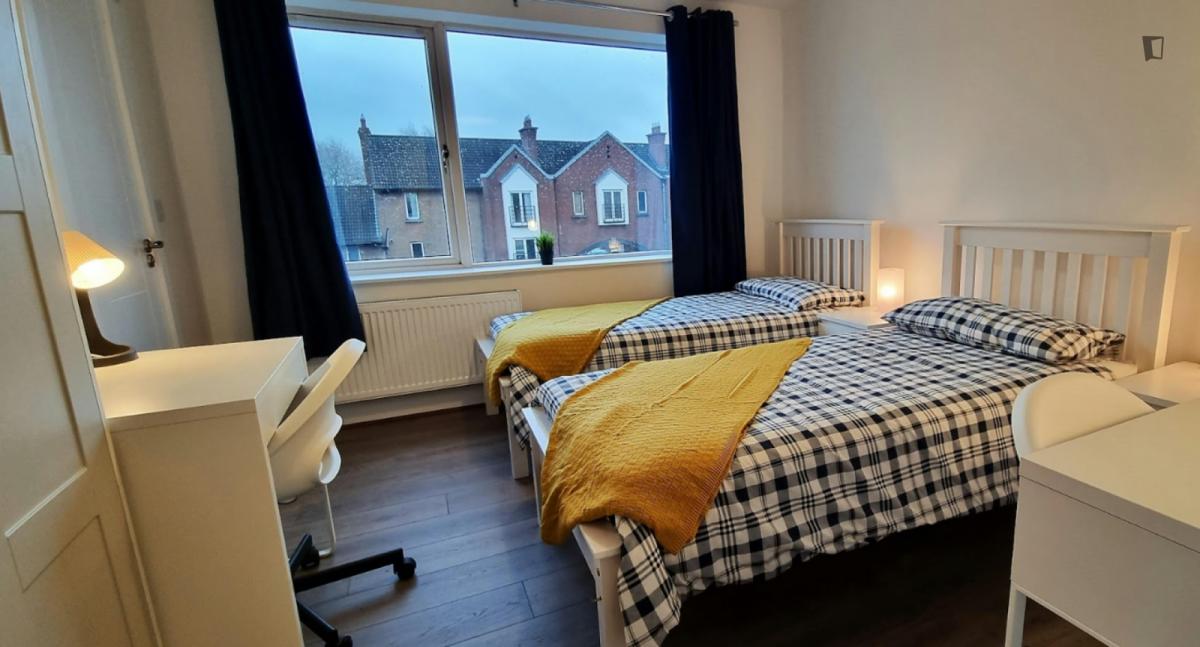Twin Bedroom 3 image